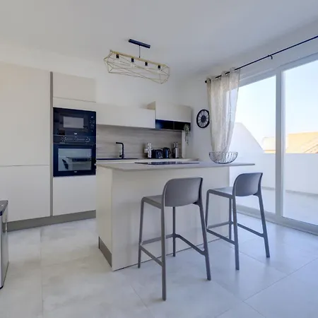 Stunning Penthouse In Your Perfect Getaway *