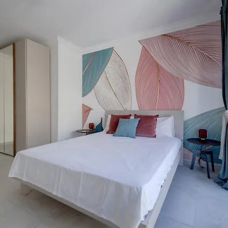 Stunning Penthouse In Your Perfect Getaway Apartament